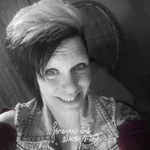 Meet your Posher, Holly